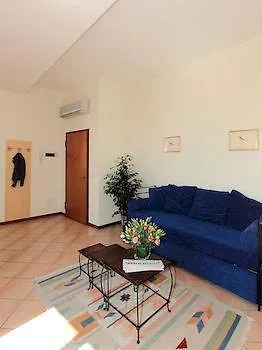 Residenza Cavour Apartmanhotel Parma