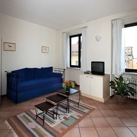 Residenza Cavour 3* 파르마