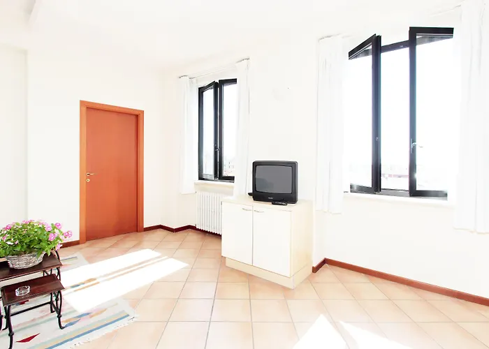 Ξενοδοχείο με διαμερίσματα Residenza Cavour Πάρμα