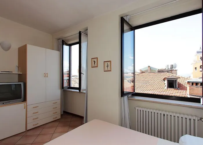 Residenza Cavour 3* Πάρμα